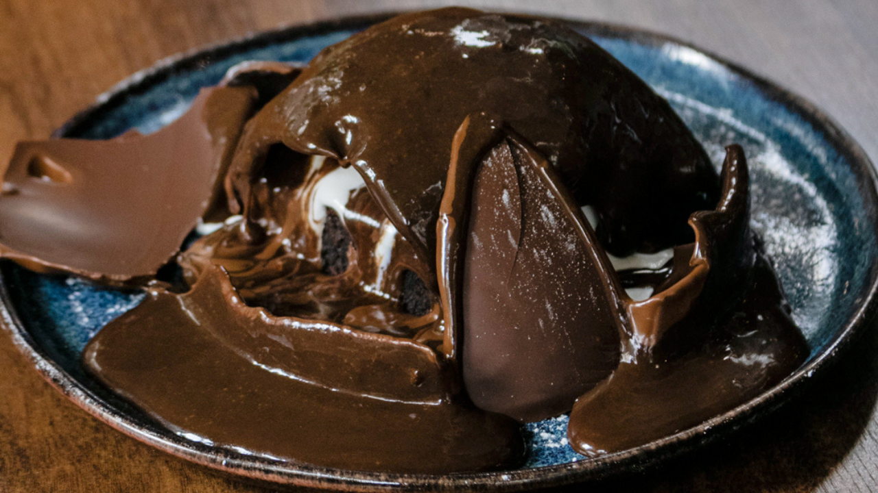 Parla! Trattoria: brownie com chantilly e sorvete