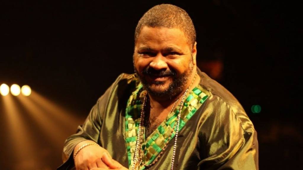 Morre o sambista Arlindo Cruz, aos 66 anos