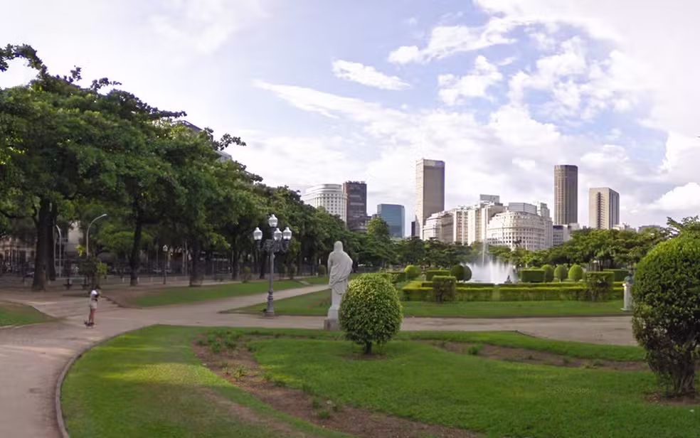 Feira da Glória na Praça Paris: comerciantes aprovam nova medida