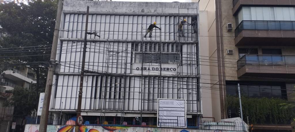 Obra do Berço pede doações para conseguir restaurar a fachada