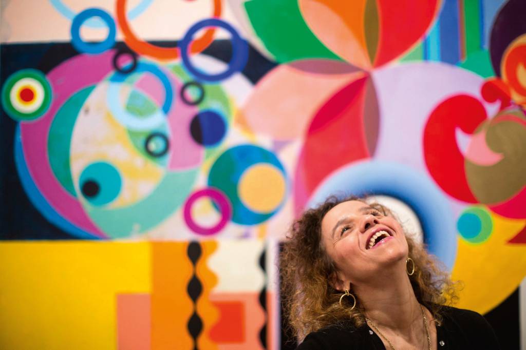 Oficina ensina aos pequenos a arte de Beatriz Milhazes