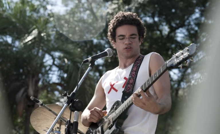 Somos Tão Jovens: a biografia do cantor e compositor Renato Russo está entre os 12 filmes exibidos gratuitamente no Festival ChinaBrasil.