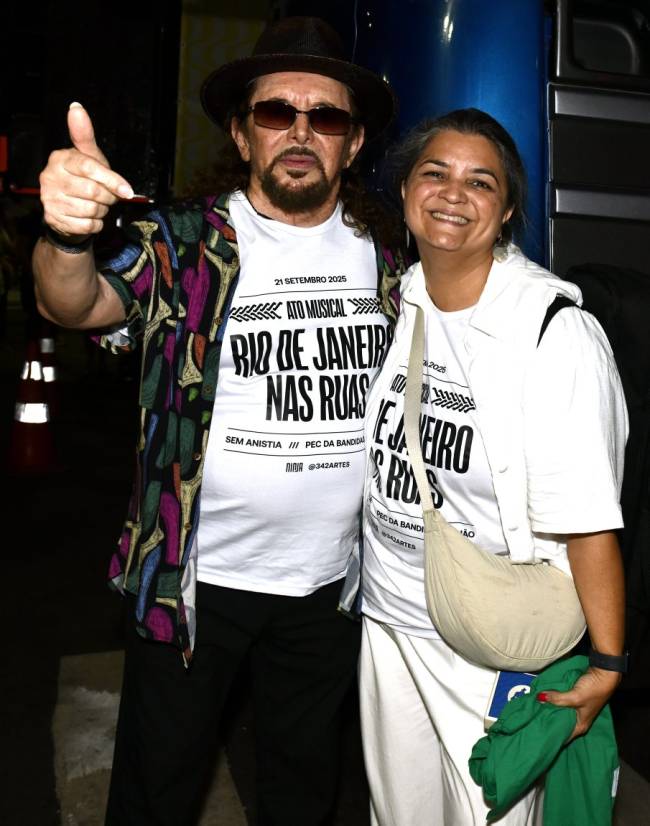 _DSC2390 Geraldo Azevedo e sua filha Gabriela - ATO MUSICAL - RIO DE JANEIRO - SET 2025 - CG