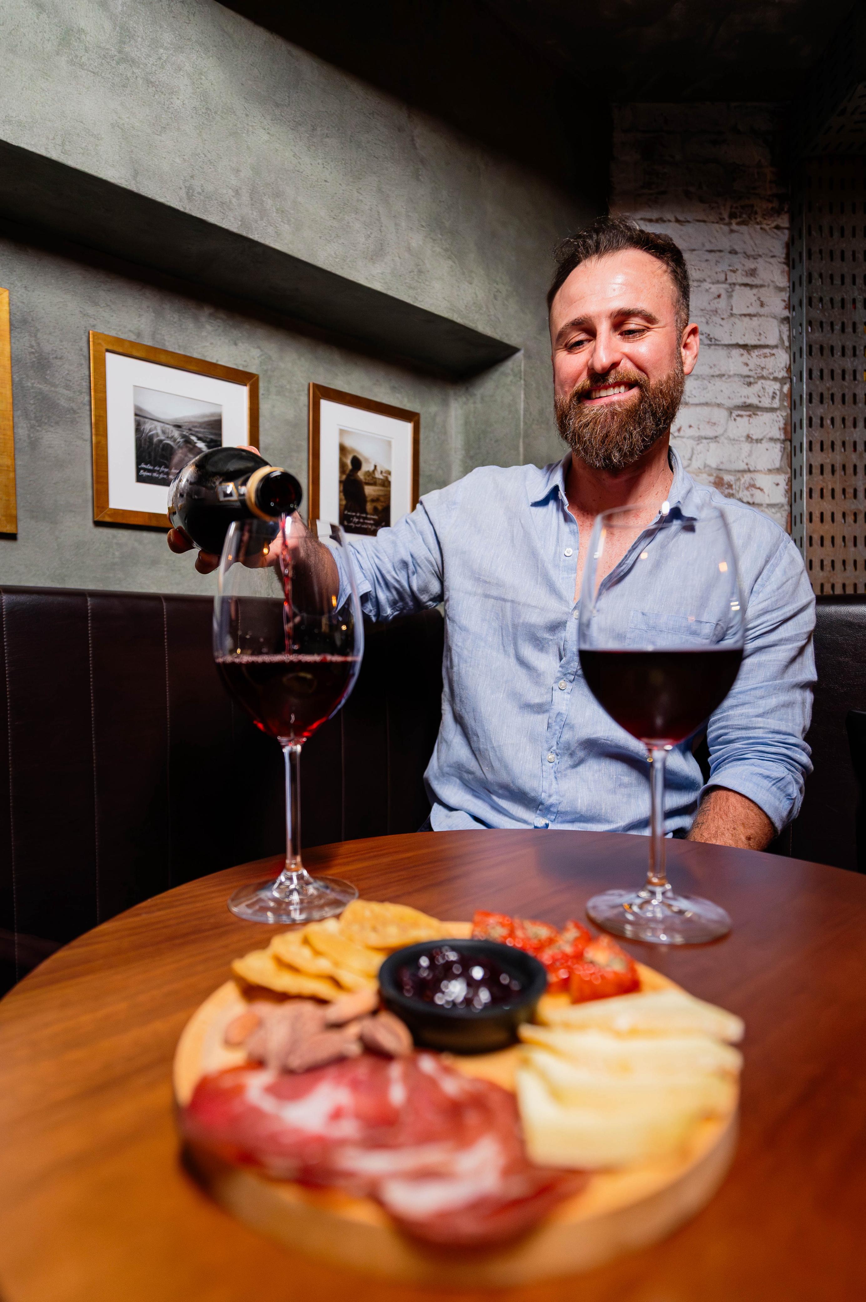 Mixologista Tai Barbin