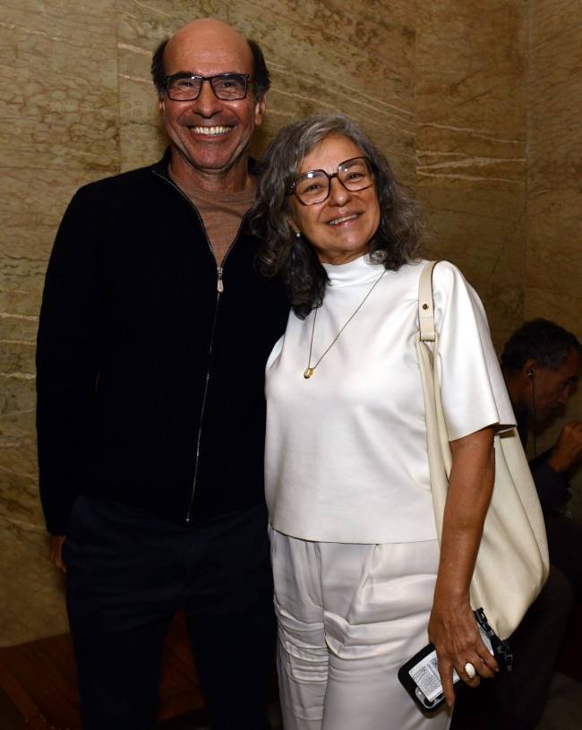 _DSC8053 George Moura e Tereza Gonzales - UM JULGAMENTO - CCBB - OUT 2025 - CG