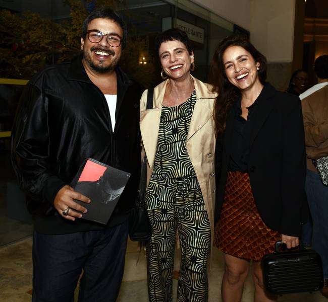 _DSC8135 Luis Lobianco , Malu Galli e Manuela Dias - UM JULGAMENTO - CCBB - OUT 2025 - CG