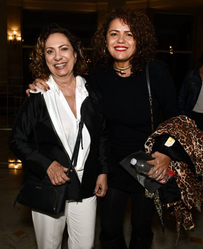 _DSC8144 Eliane Giardini e Dadá Coelho - UM JULGAMENTO - CCBB - OUT 2025 - CG