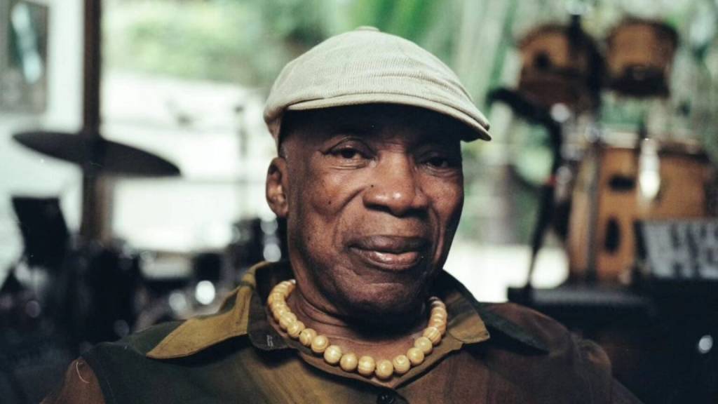 Filme de Milton Nascimento em sessão aberta na Cinelândia  