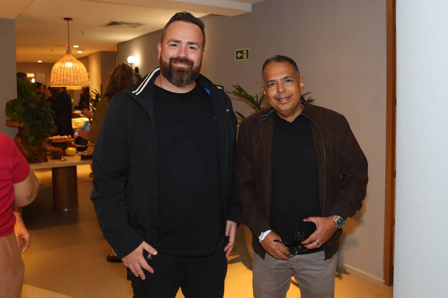 Vernissage Espelhos do Brasil