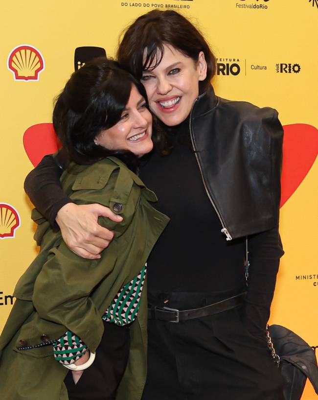 Isabel de Luca e Bárbara Paz