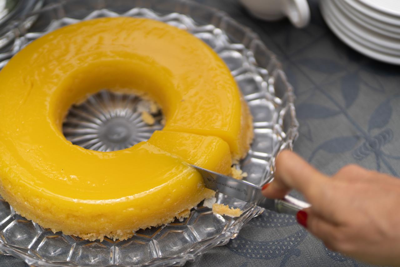 QUINDIM-ELISA-MENDES-DE-ALMEIDA