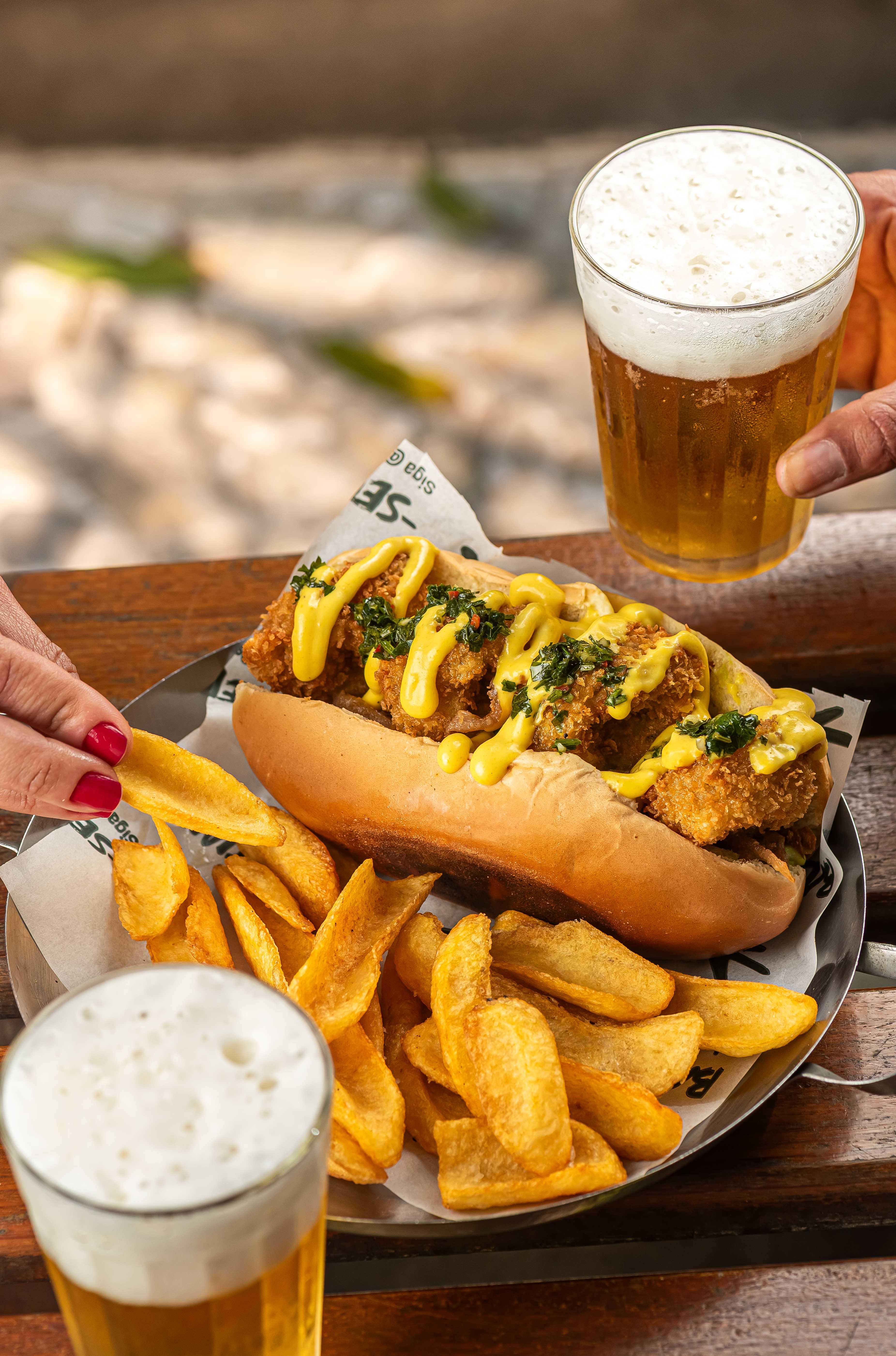 hot-dog-sebastian-gastrobar