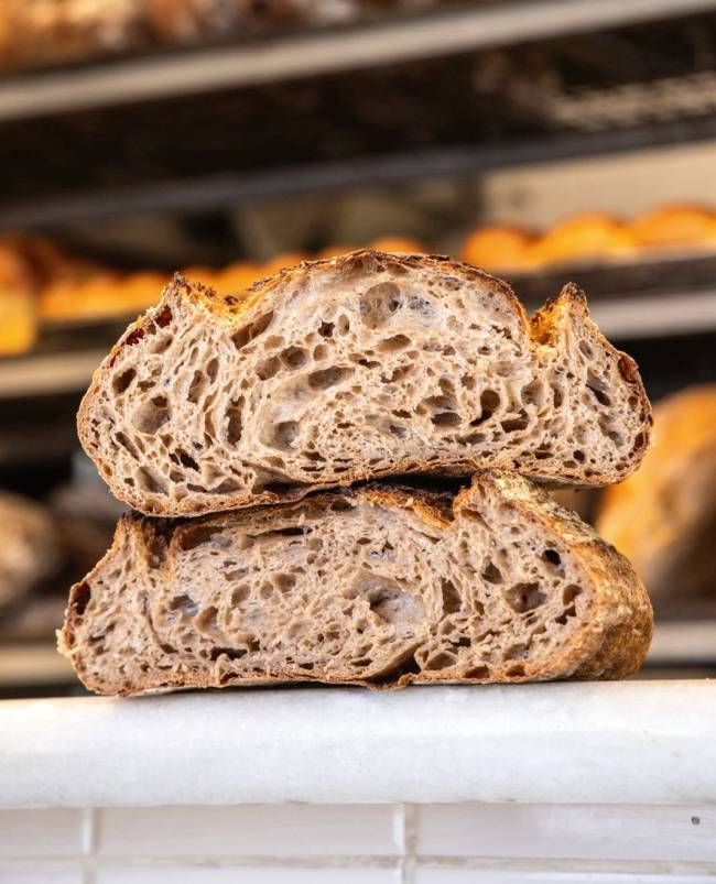 O melhor pão da cidade é o da The Slow Bakery