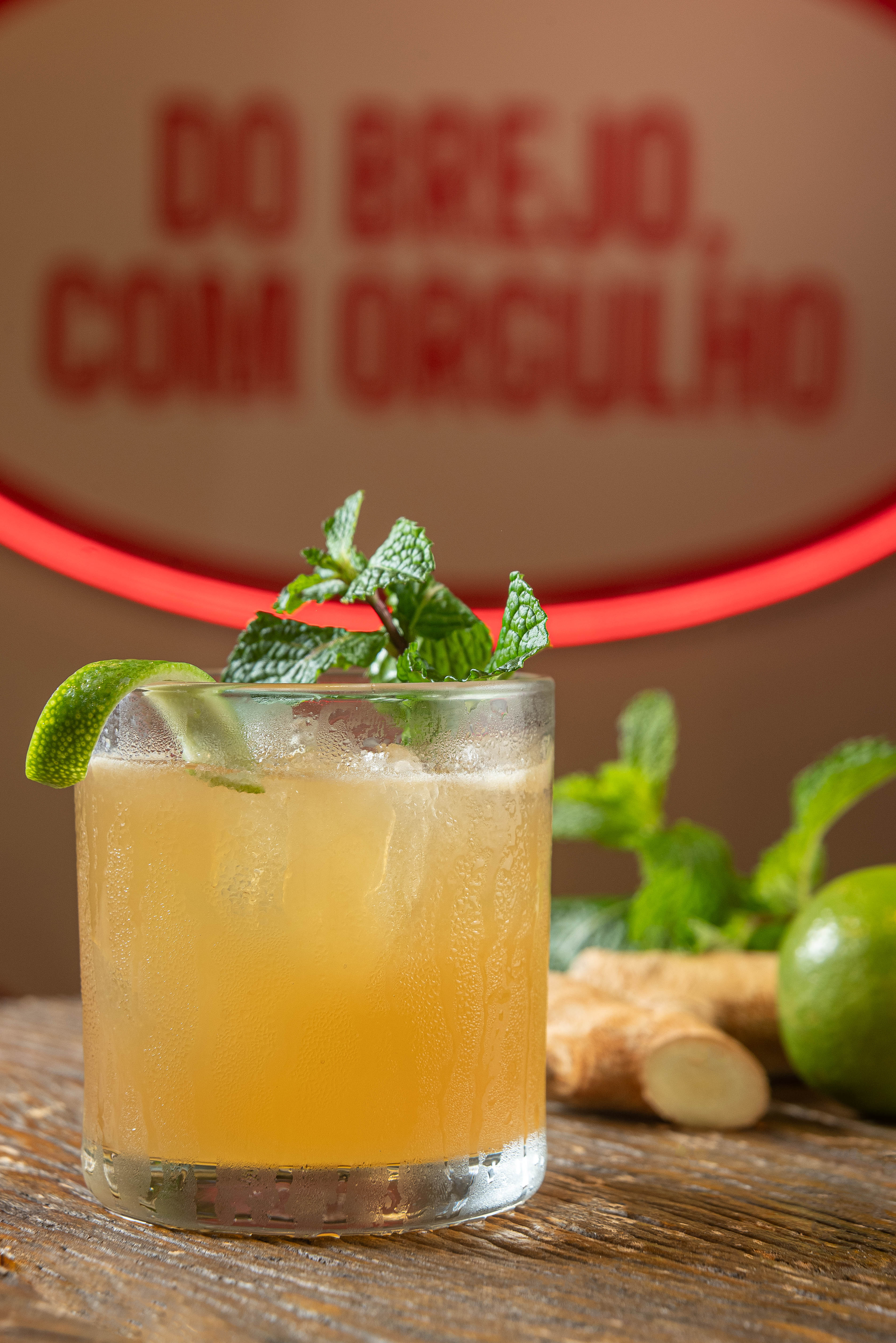 Brejo Bar: Maria Beth&acirc;nia em forma de drinque