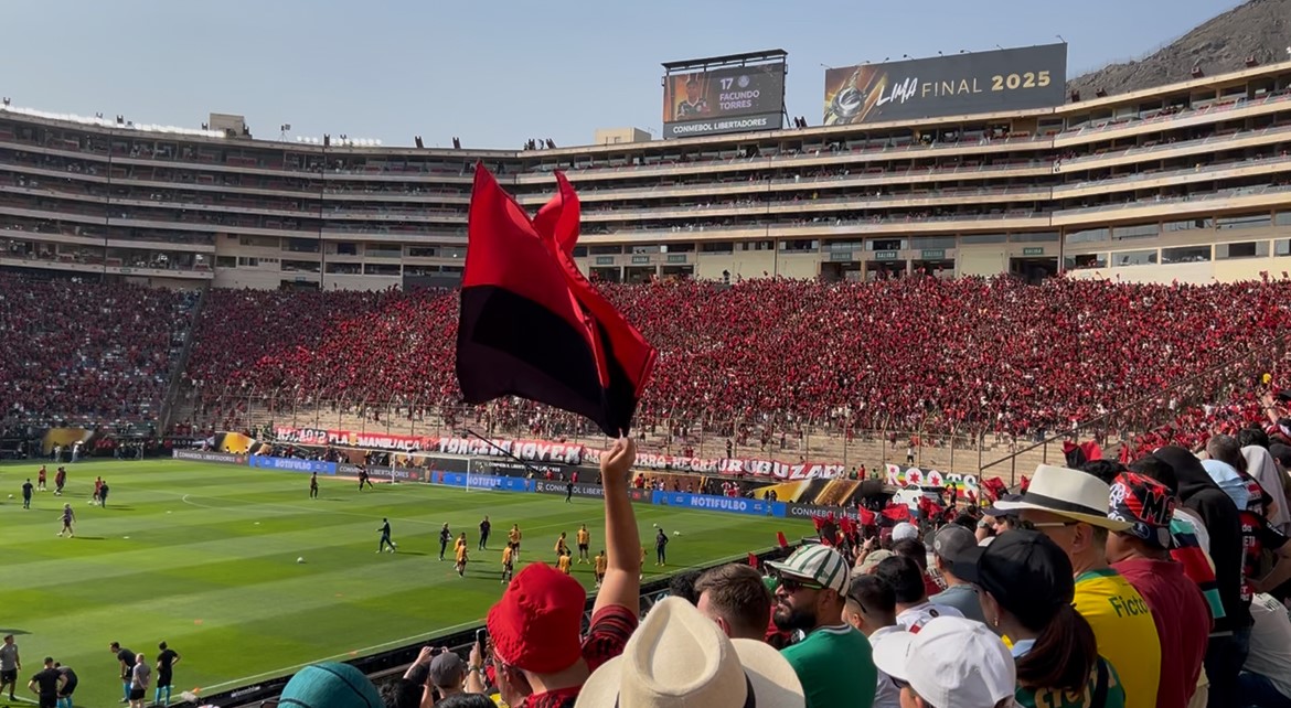 FLA FINAL LIBERTADORES 2925 – Sofia Lopes