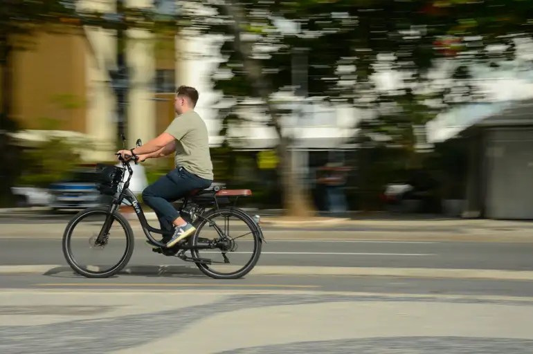 Por que decreto sobre bicicletas elétricas pode ser contestado na Justiça
