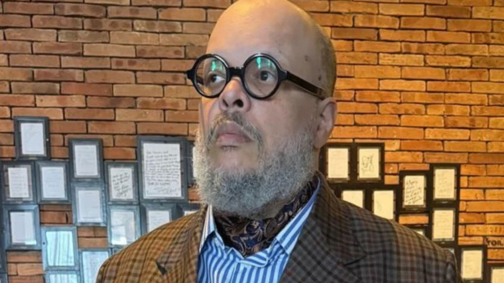 Ed Motta nega agressões em restaurante e se defende: “Sou negro e gordo”
