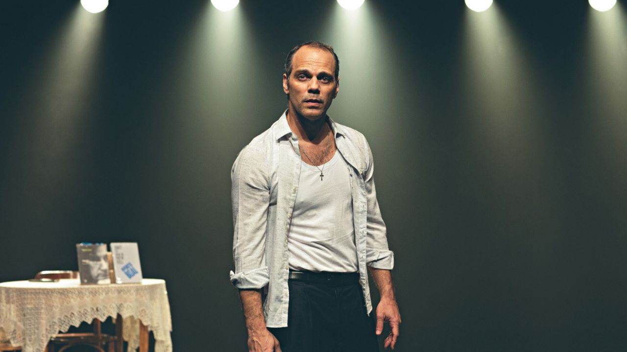 HAMLET 8X16 - Crédito - Pio Figueiroa (6).jpeg